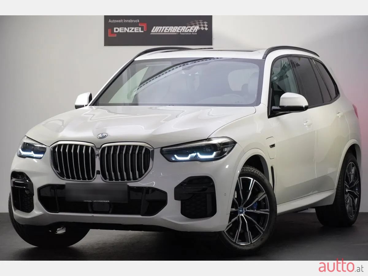 2022' BMW X5 photo #1