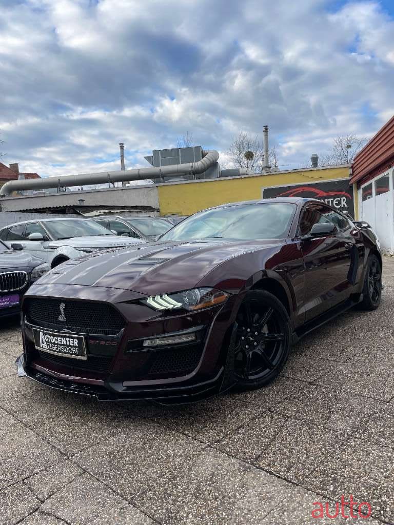 2018' Ford Mustang photo #1