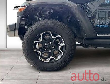 2021' Jeep Wrangler photo #6