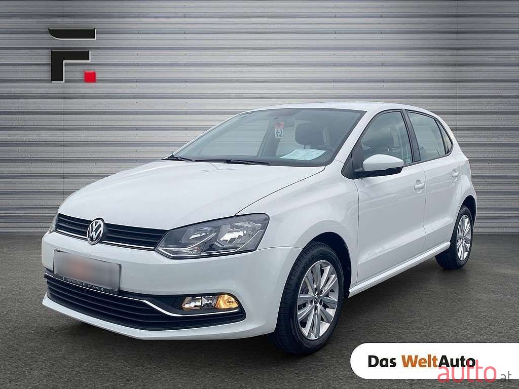 2017' Volkswagen Polo photo #1