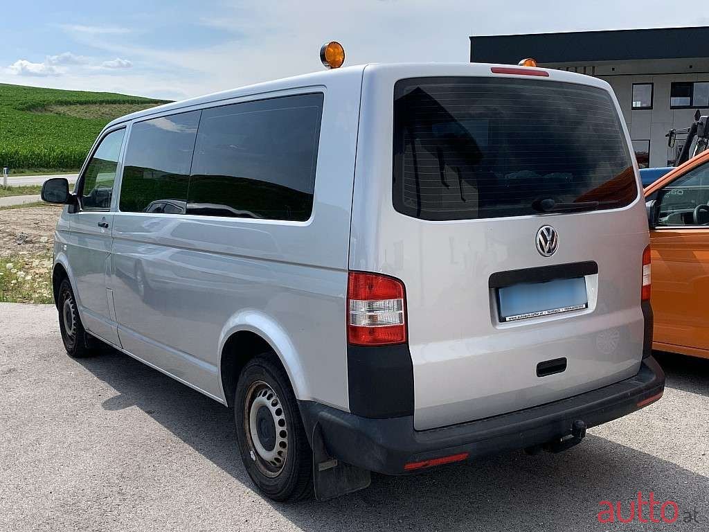2013' Volkswagen T5 photo #3