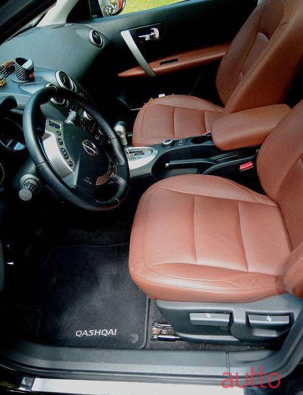 2009' Nissan Qashqai photo #1
