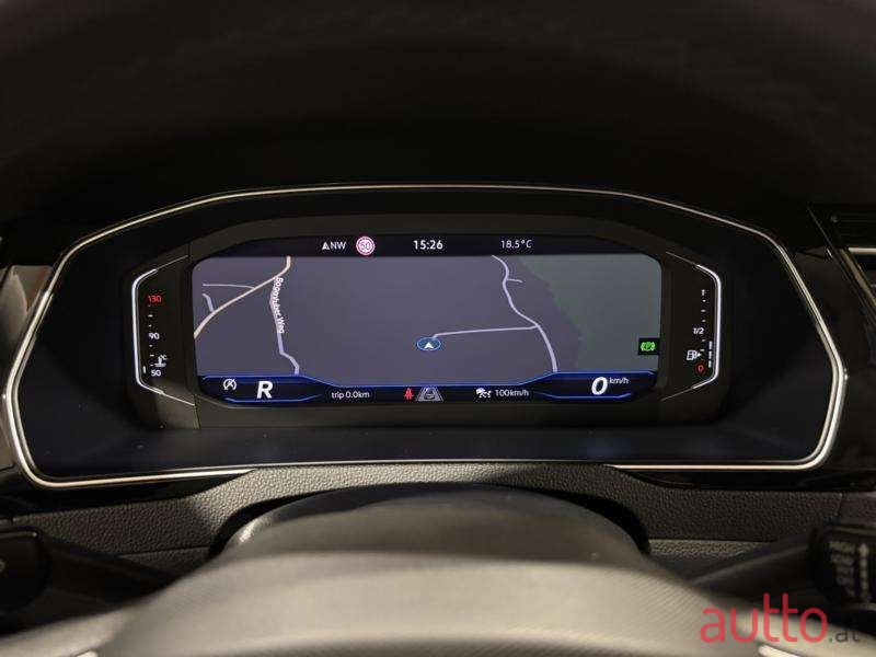 2021' Volkswagen Passat photo #1