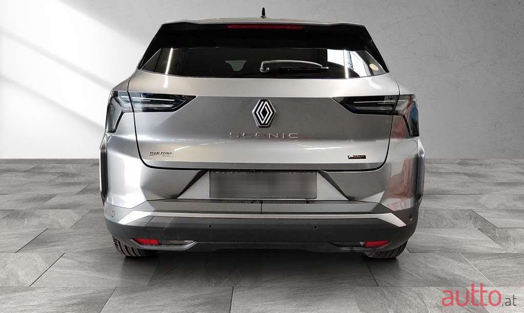 2024' Renault Scenic E-tech photo #5