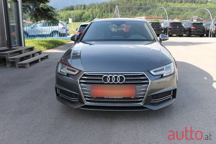 2017' Audi A4 photo #2