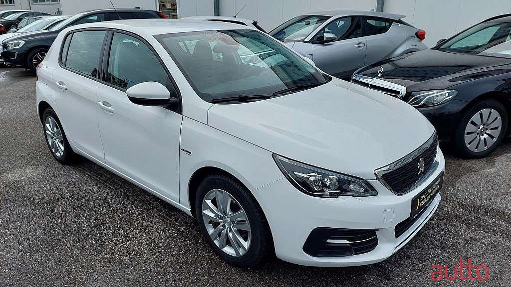 2018' Peugeot 308 photo #1