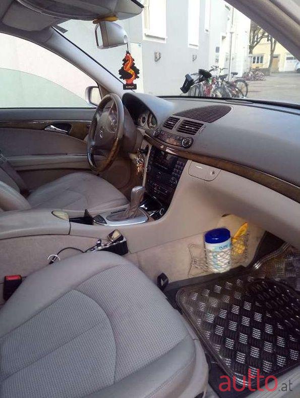 2002' Mercedes-Benz E-Klasse photo #1