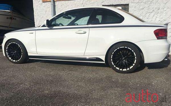 2010' BMW 1Er-Reihe photo #1