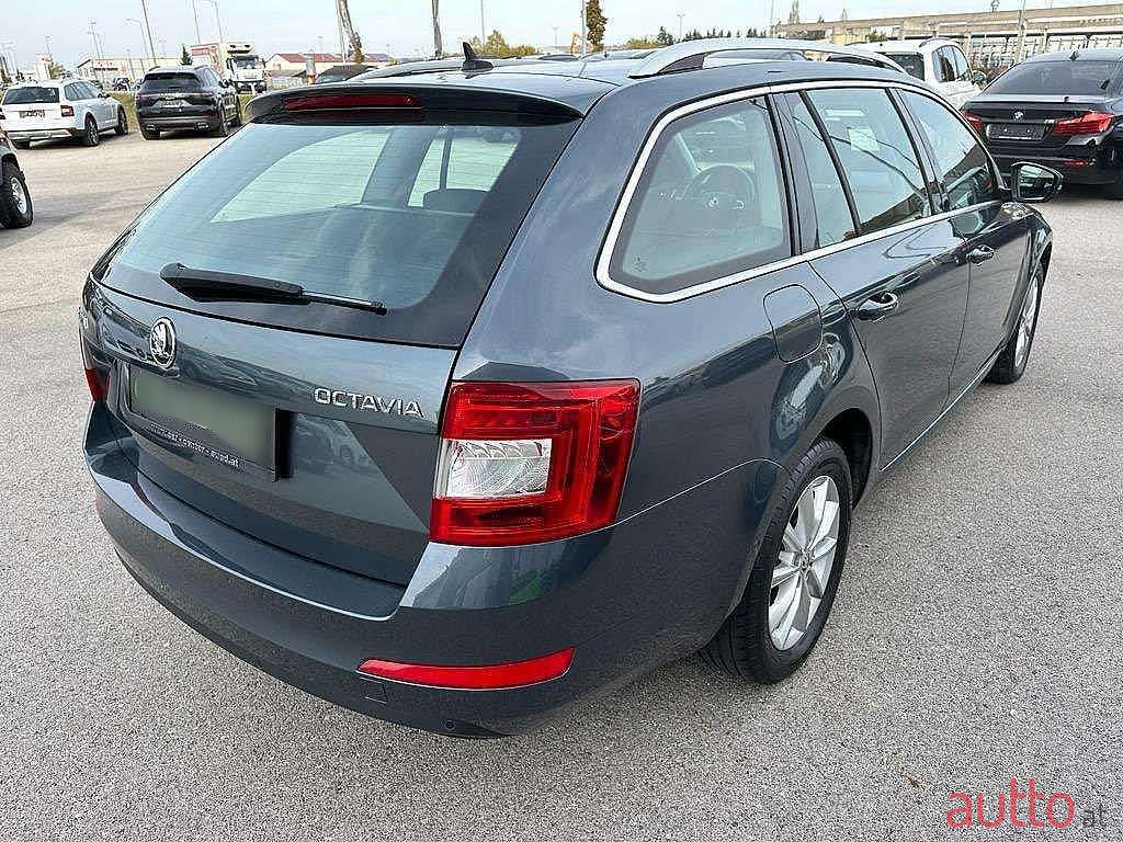 2016' Skoda Octavia photo #5