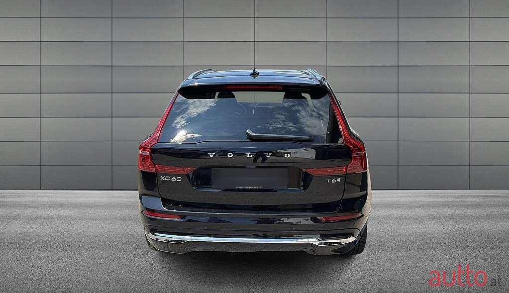 2024' Volvo XC60 photo #6