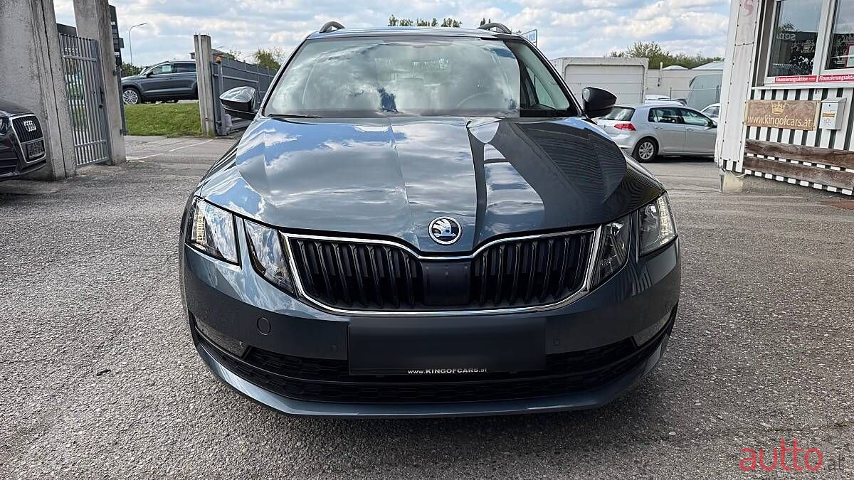 2019' Skoda Octavia photo #4