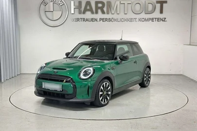 2021' MINI Cooper