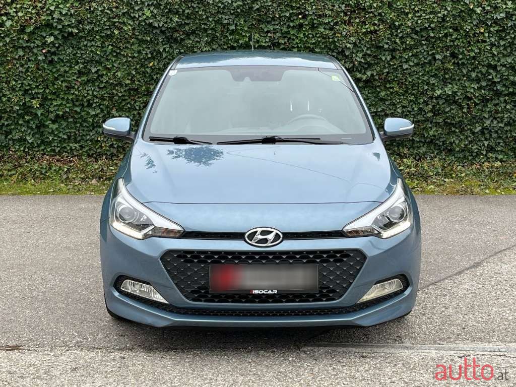 2017' Hyundai i20 photo #5