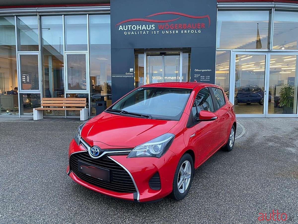 2015' Toyota Yaris photo #1