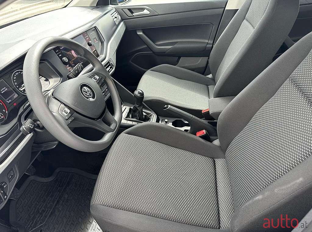 2020' Volkswagen Polo photo #3