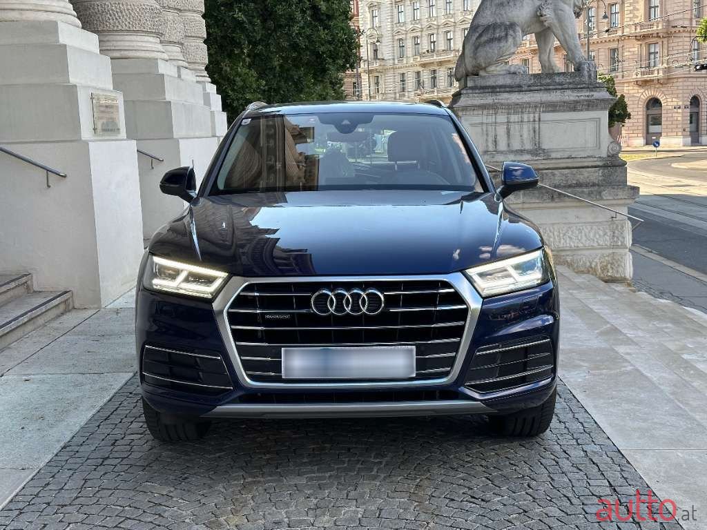 2017' Audi Q5 photo #2