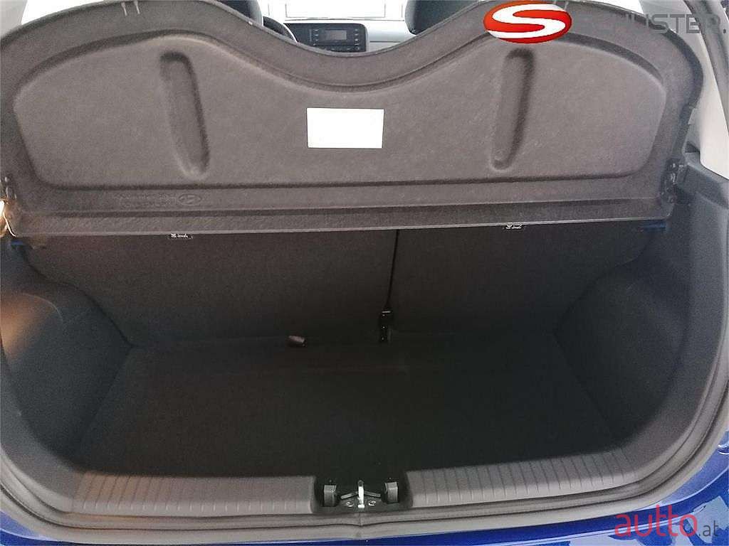 2022' Hyundai i10 photo #6