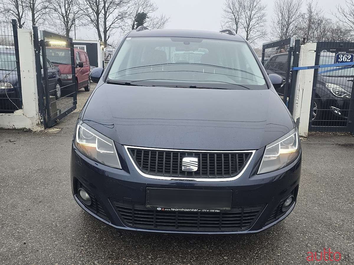 2012' SEAT Alhambra photo #1