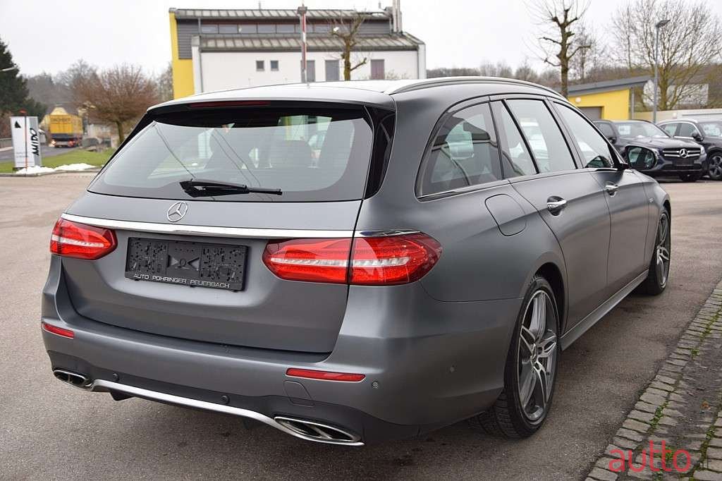 2018' Mercedes-Benz E-Klasse photo #3