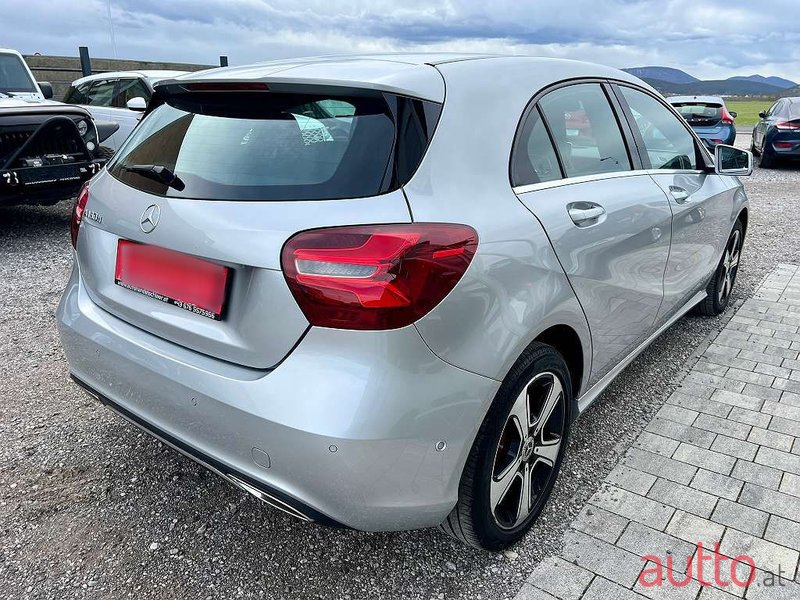 2017' Mercedes-Benz A-Klasse photo #5