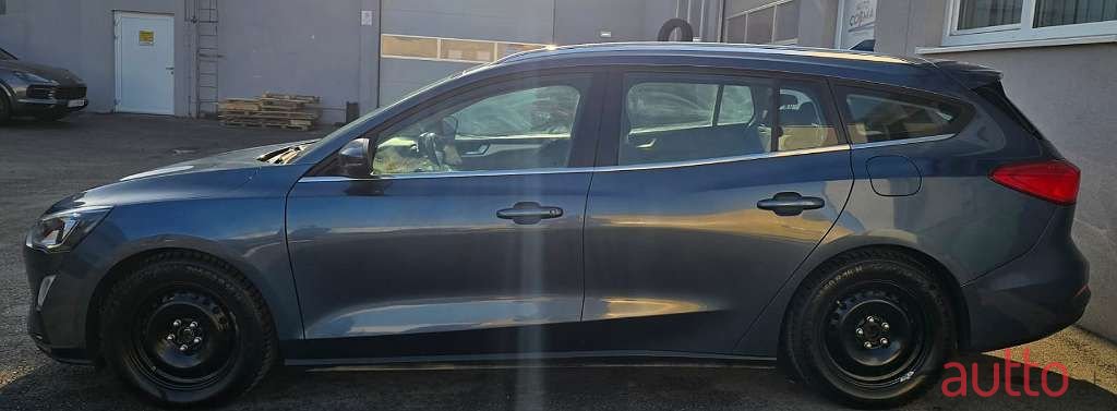 2019' Ford Focus photo #4