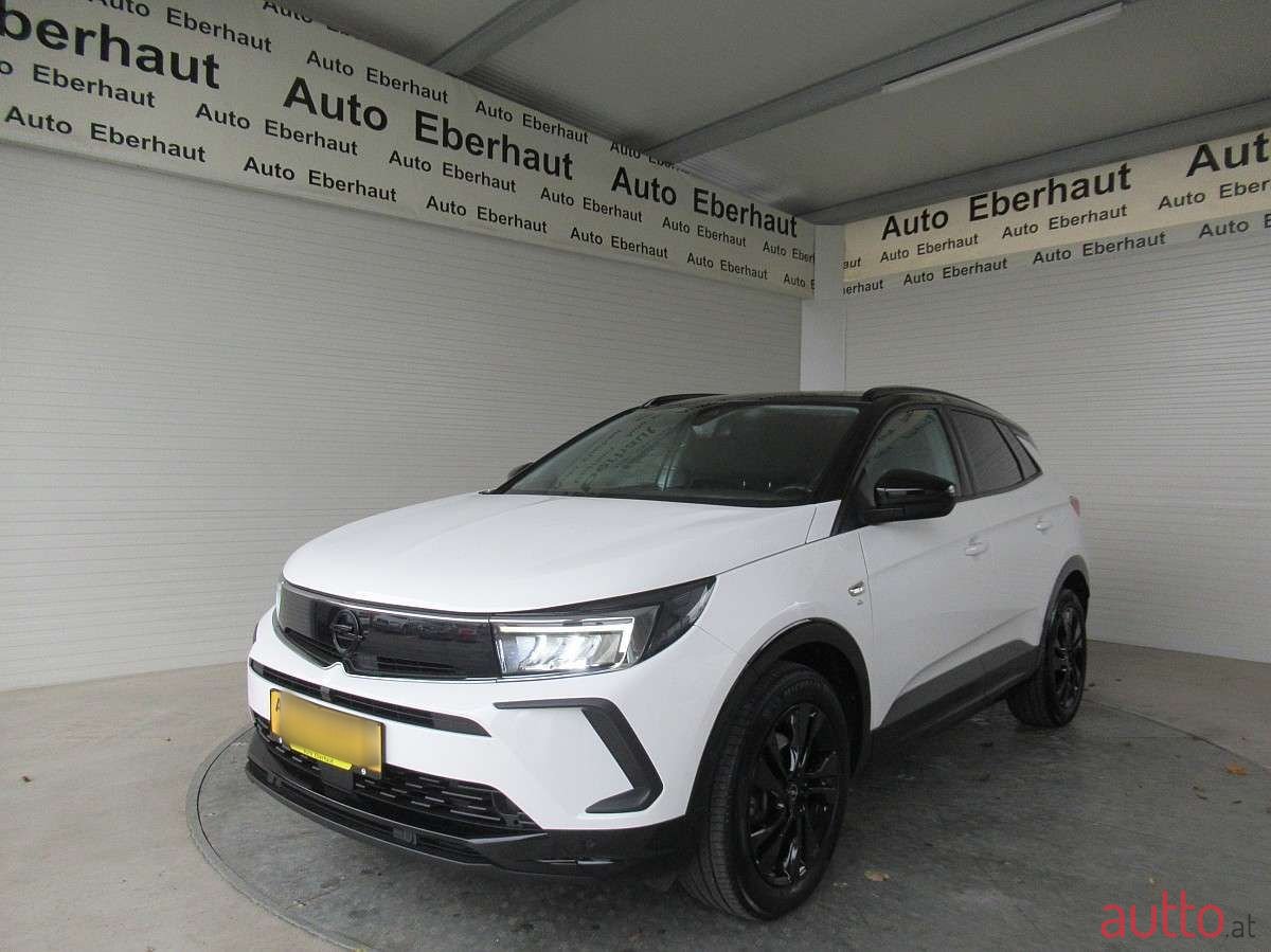 2022' Opel Grandland photo #1