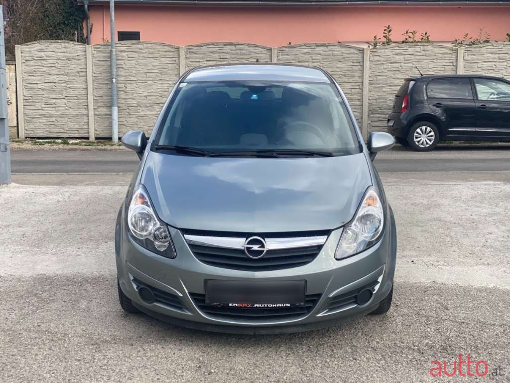 2011' Opel Corsa photo #3