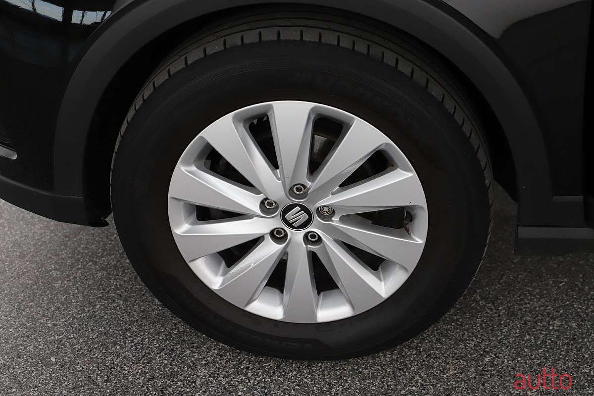 2019' SEAT Arona photo #6