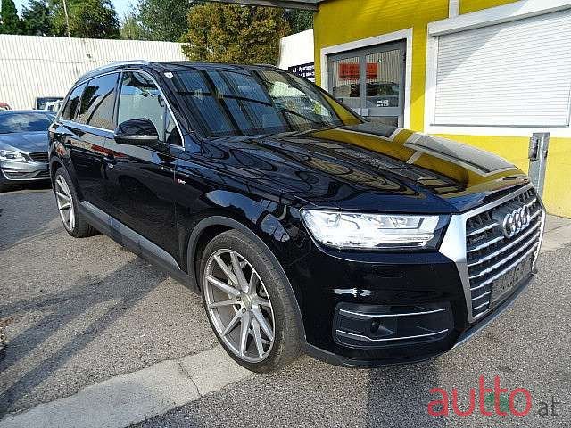 2016' Audi Q7 photo #3