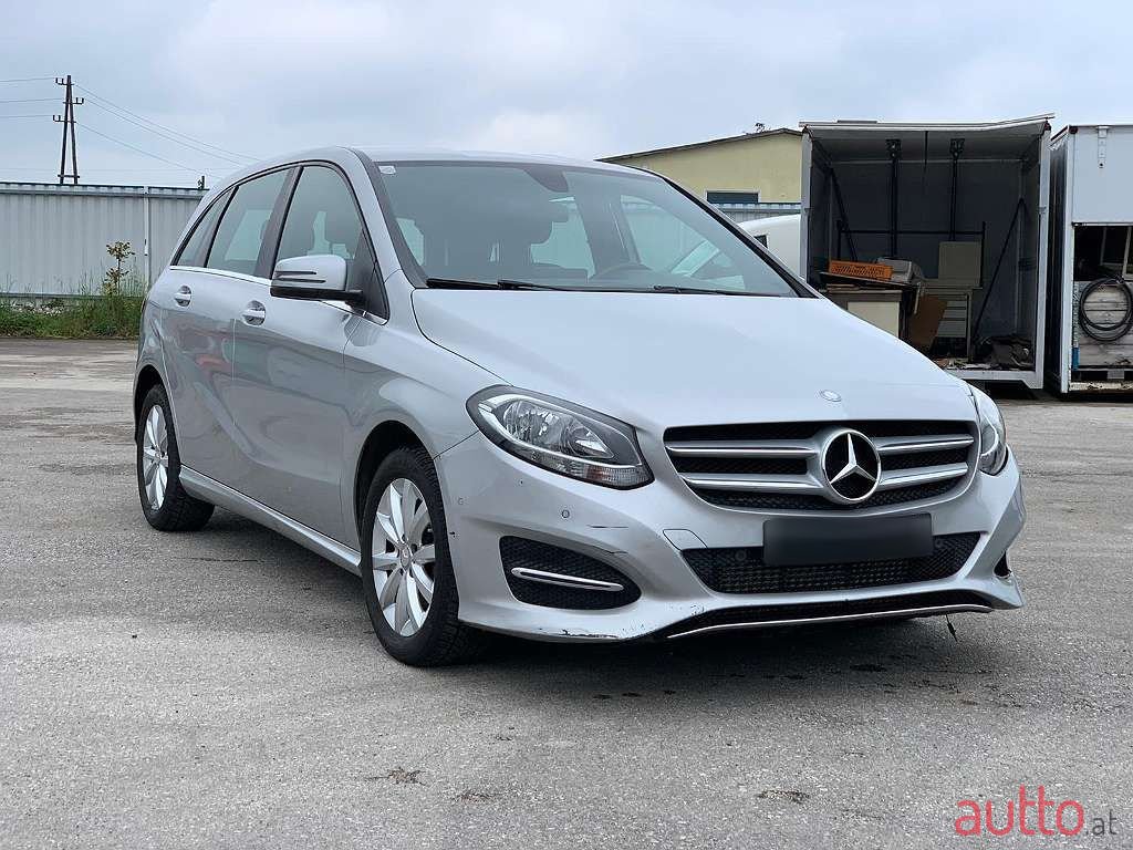 2015' Mercedes-Benz B-Klasse photo #1
