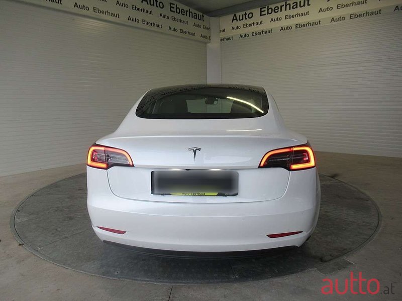 2021' Tesla Model 3 photo #4