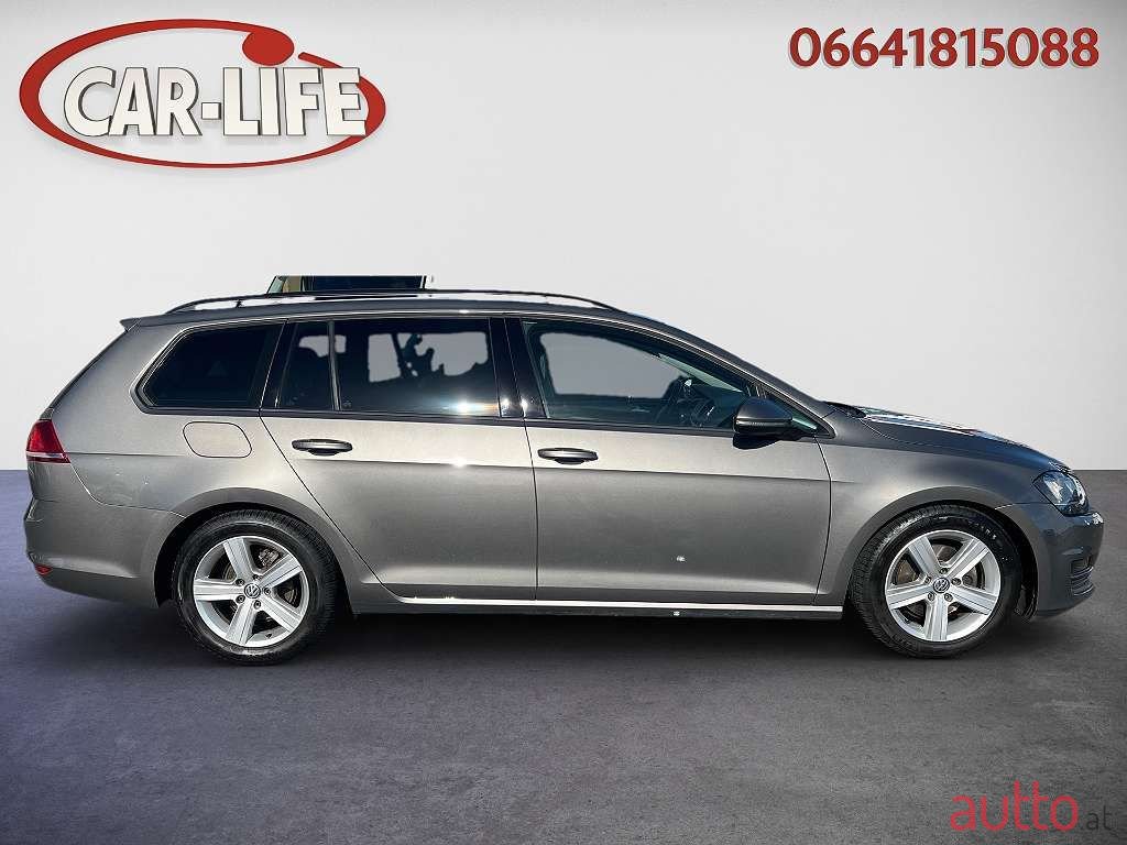 2016' Volkswagen Golf photo #3