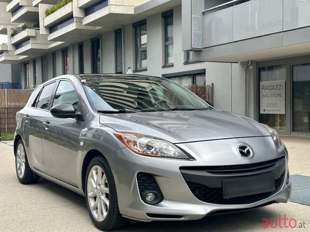 2012' Mazda Mazda3 photo #5