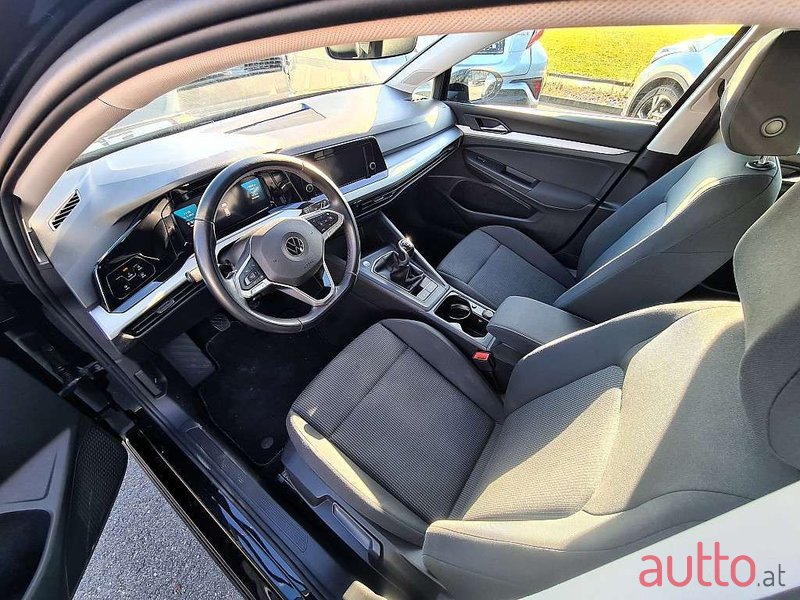 2020' Volkswagen Golf photo #6