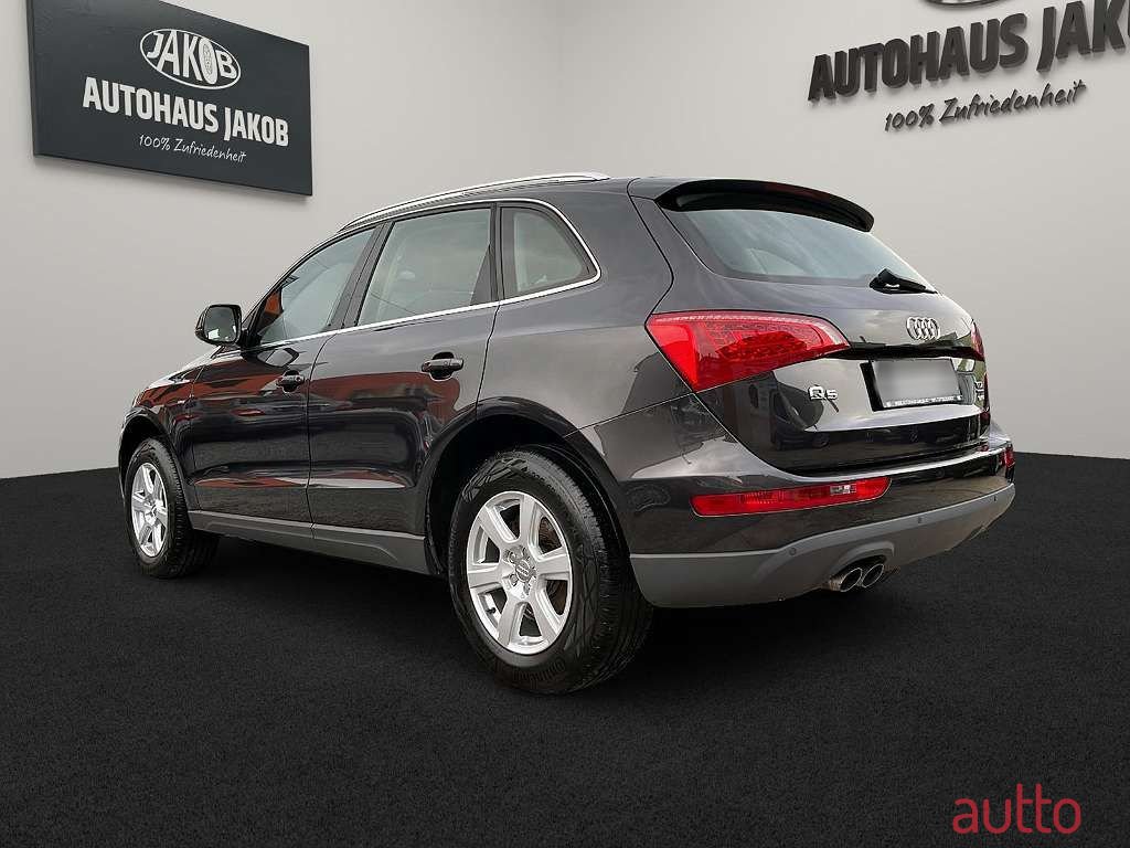 2012' Audi Q5 photo #2