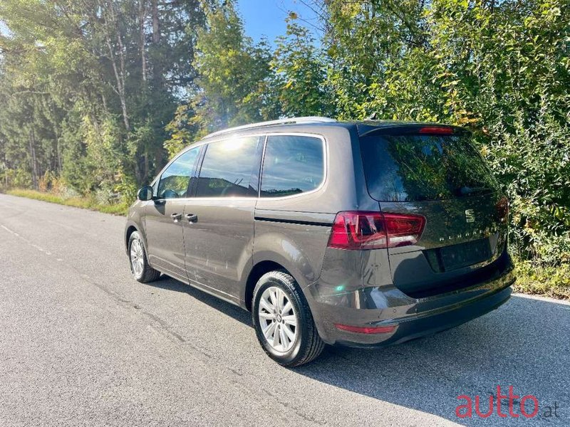 2017' SEAT Alhambra photo #5