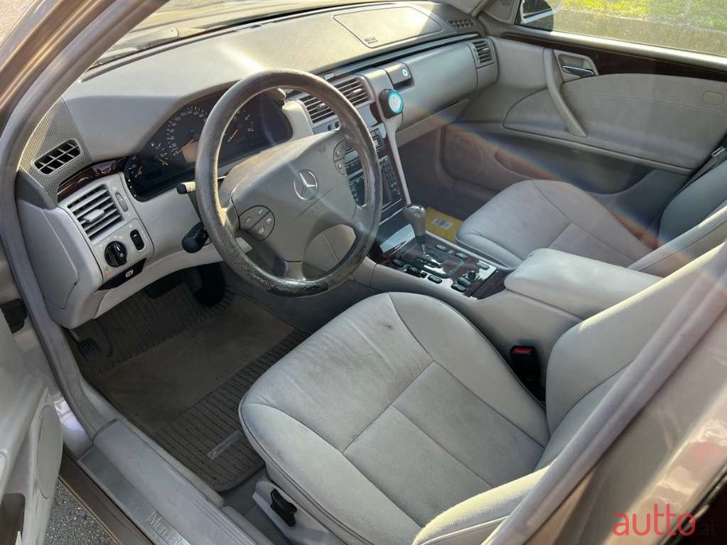 1999' Mercedes-Benz E-Klasse photo #3