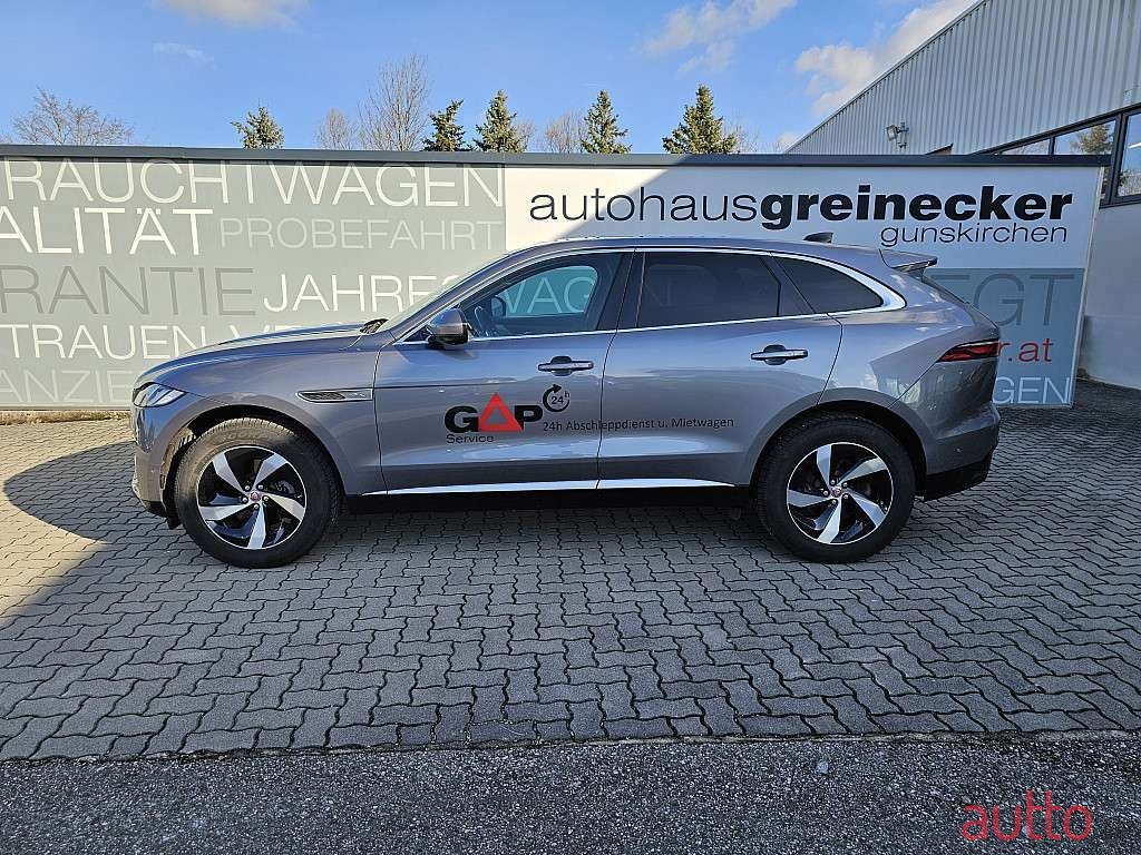 2021' Jaguar F-Pace photo #5