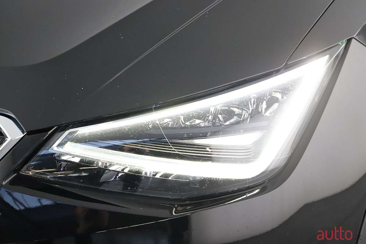 2019' SEAT Arona photo #5