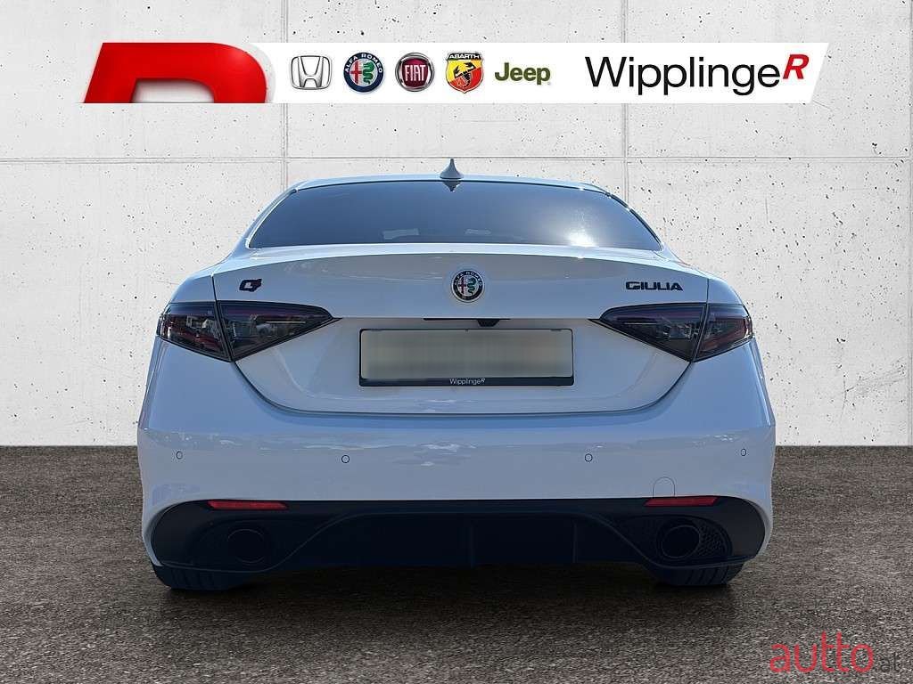2023' Alfa Romeo Giulia photo #4