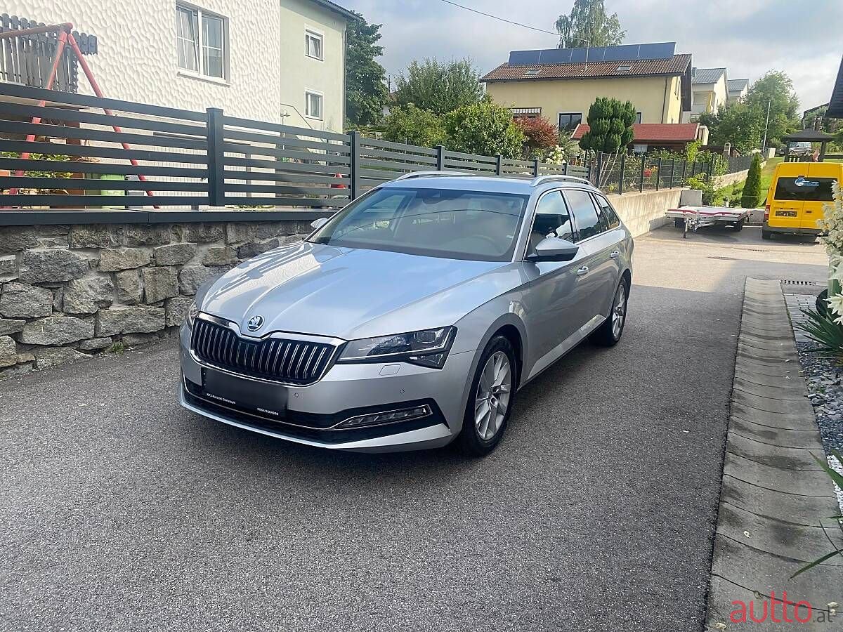 2019' Skoda Superb photo #1