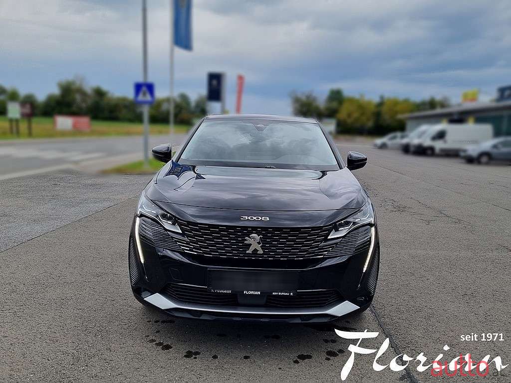 2022' Peugeot 3008 photo #3