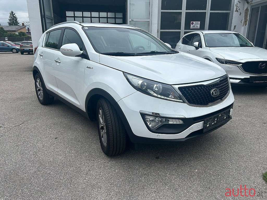 2016' Kia Sportage photo #2