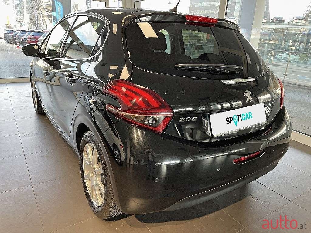 2018' Peugeot 208 photo #3