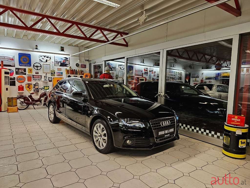 2011' Audi A4 photo #6