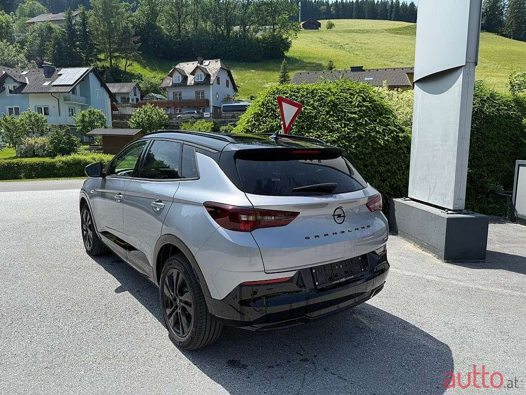 2024' Opel Grandland photo #4