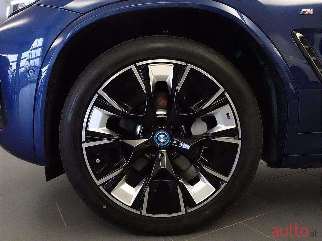 2022' BMW X3 photo #5