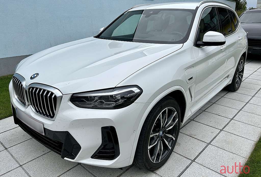 2022' BMW X3 photo #1
