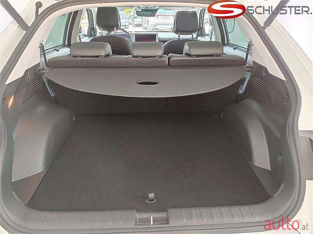 2022' Hyundai Ioniq photo #6