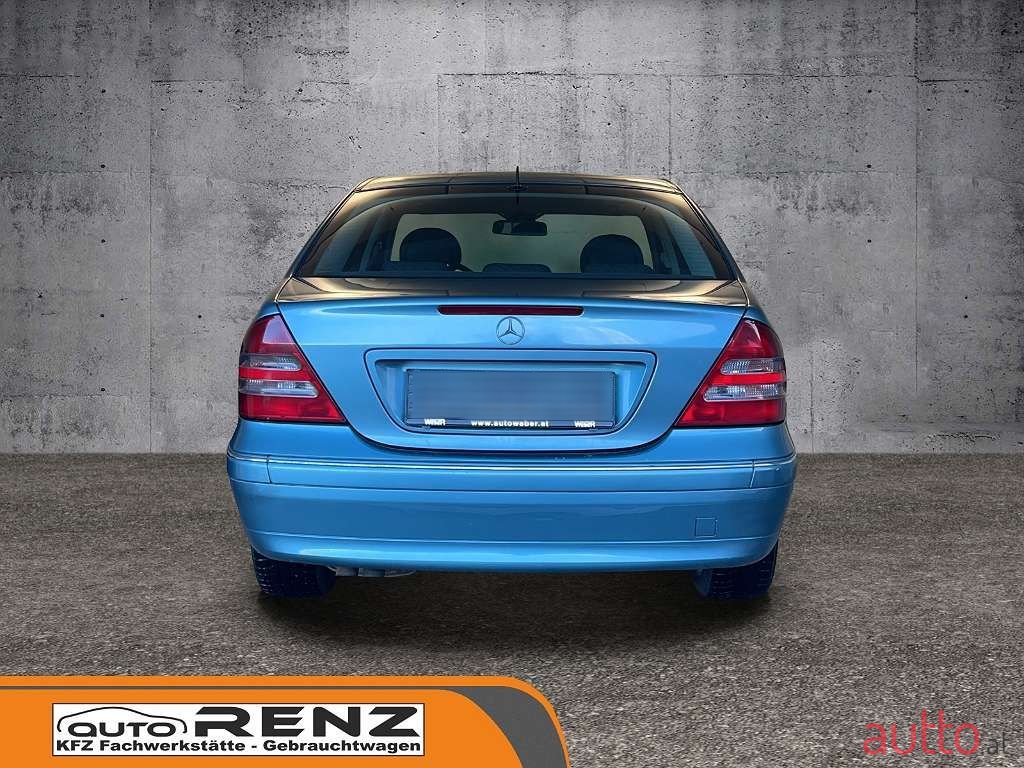2002' Mercedes-Benz C-Klasse photo #5